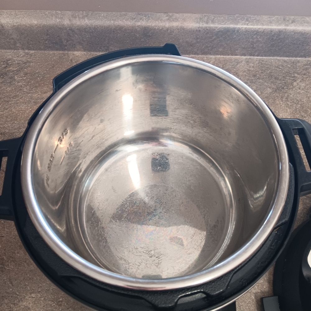 Instant Pot - Picture 3 of 4